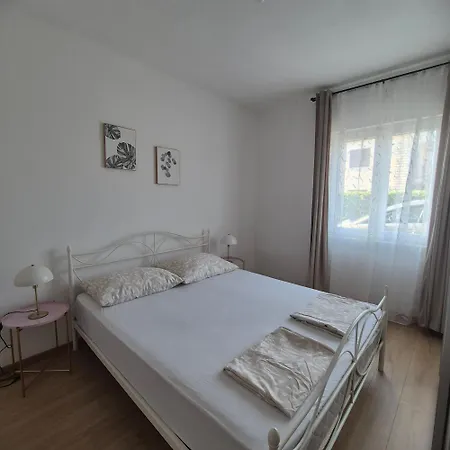 M&a House Дом отдыха Рогозница