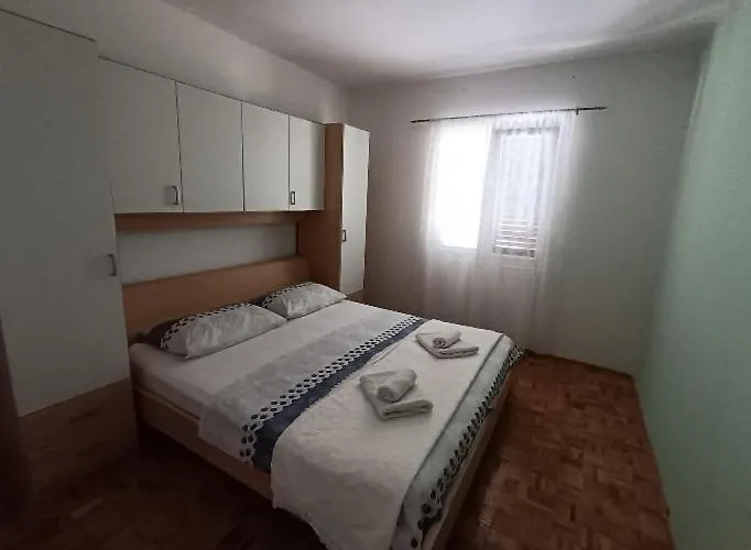 M&a House רוגוזניצה